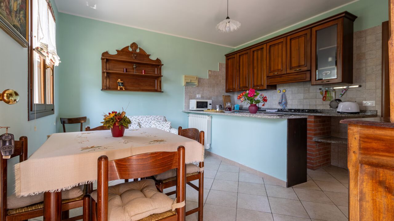 Appartamento con Piscina vista mare – Imperia