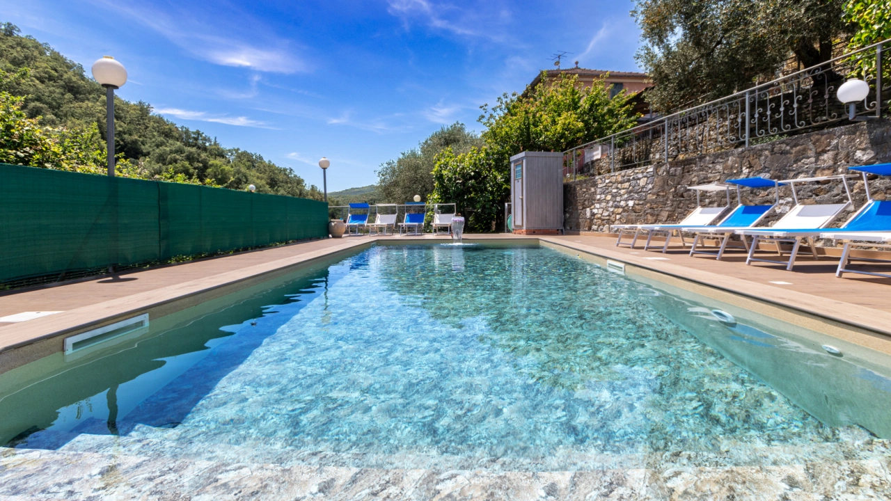 Casa VIOLA | relax immerso negli ulivi vicino Dolcedo